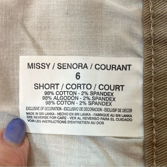 $5 ADD ON with $15+ Bundle Gloria Vanderbilt Amanda Classic Jeans Sz 6 SHORT EUC - Picture 3 of 6